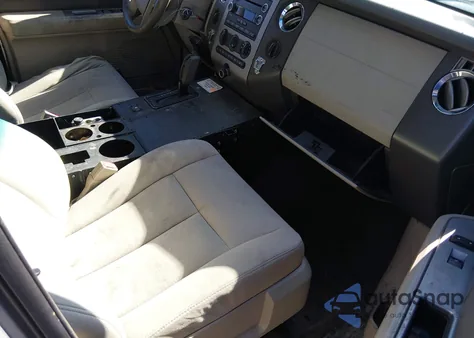 2011 Ford Expedition Xl z USA, uszkodzony, nr VIN 1FMJU1G52BEF21593